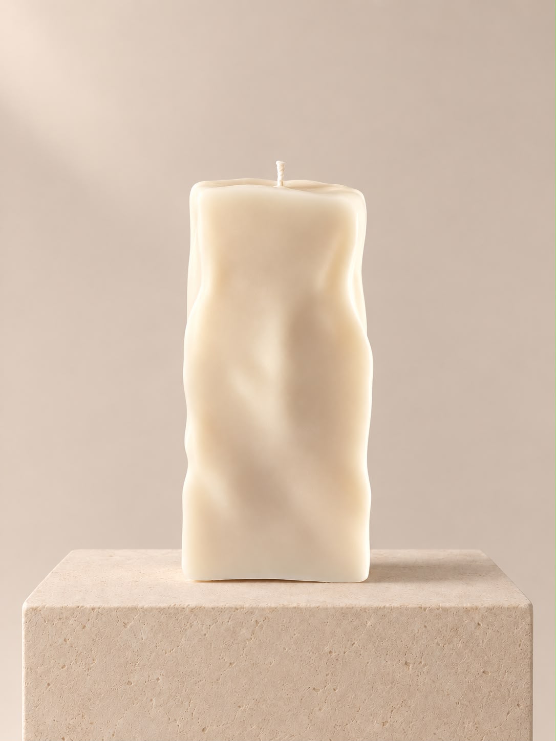 Signature Candle L